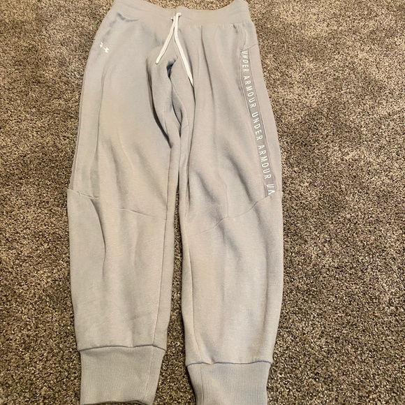 Under Armour joggers - Picture 1 of 3